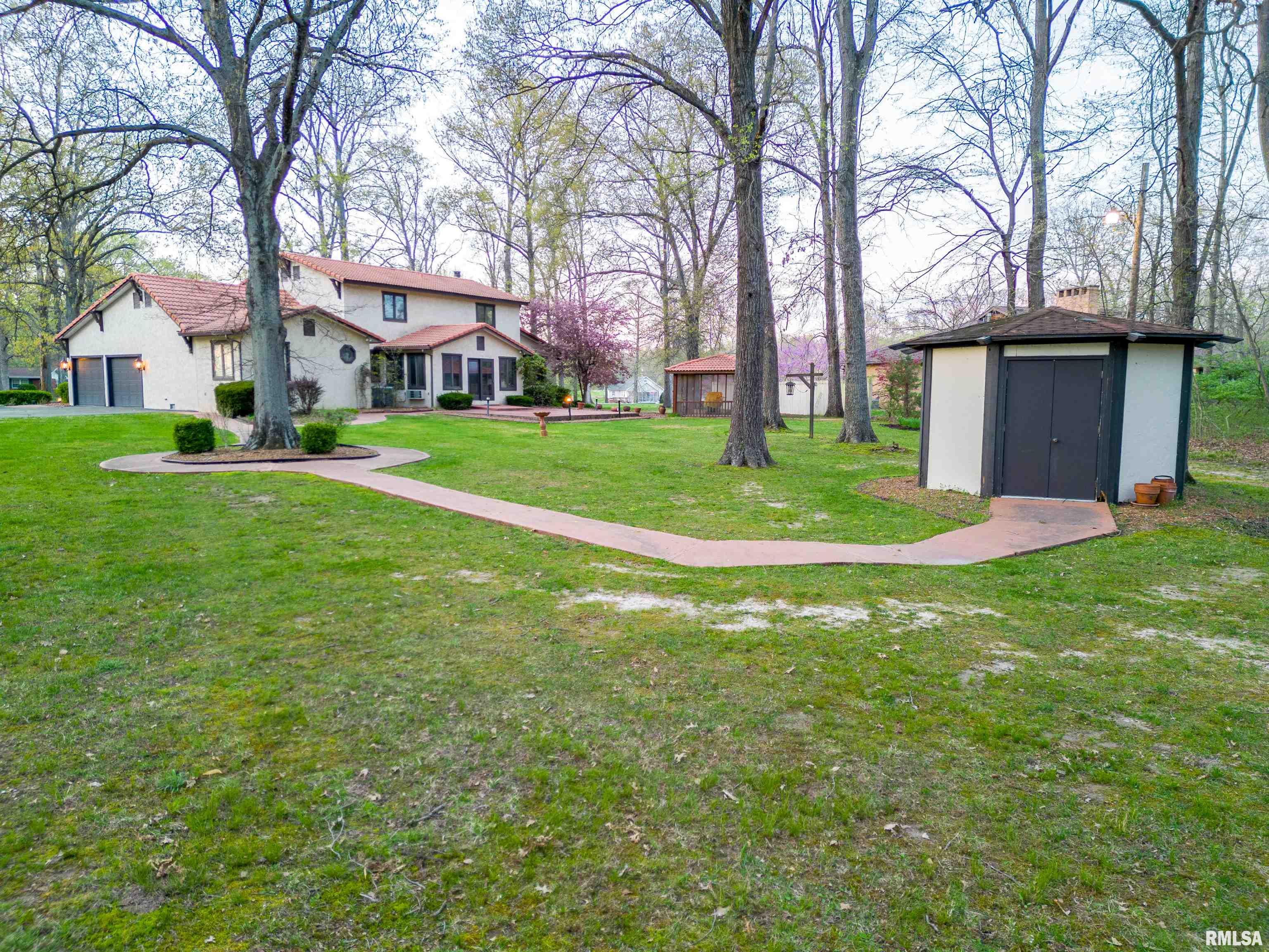 1665 Hawthorn Road Salem, IL 62881 - Photo 48 of 49 Gallery Image 48