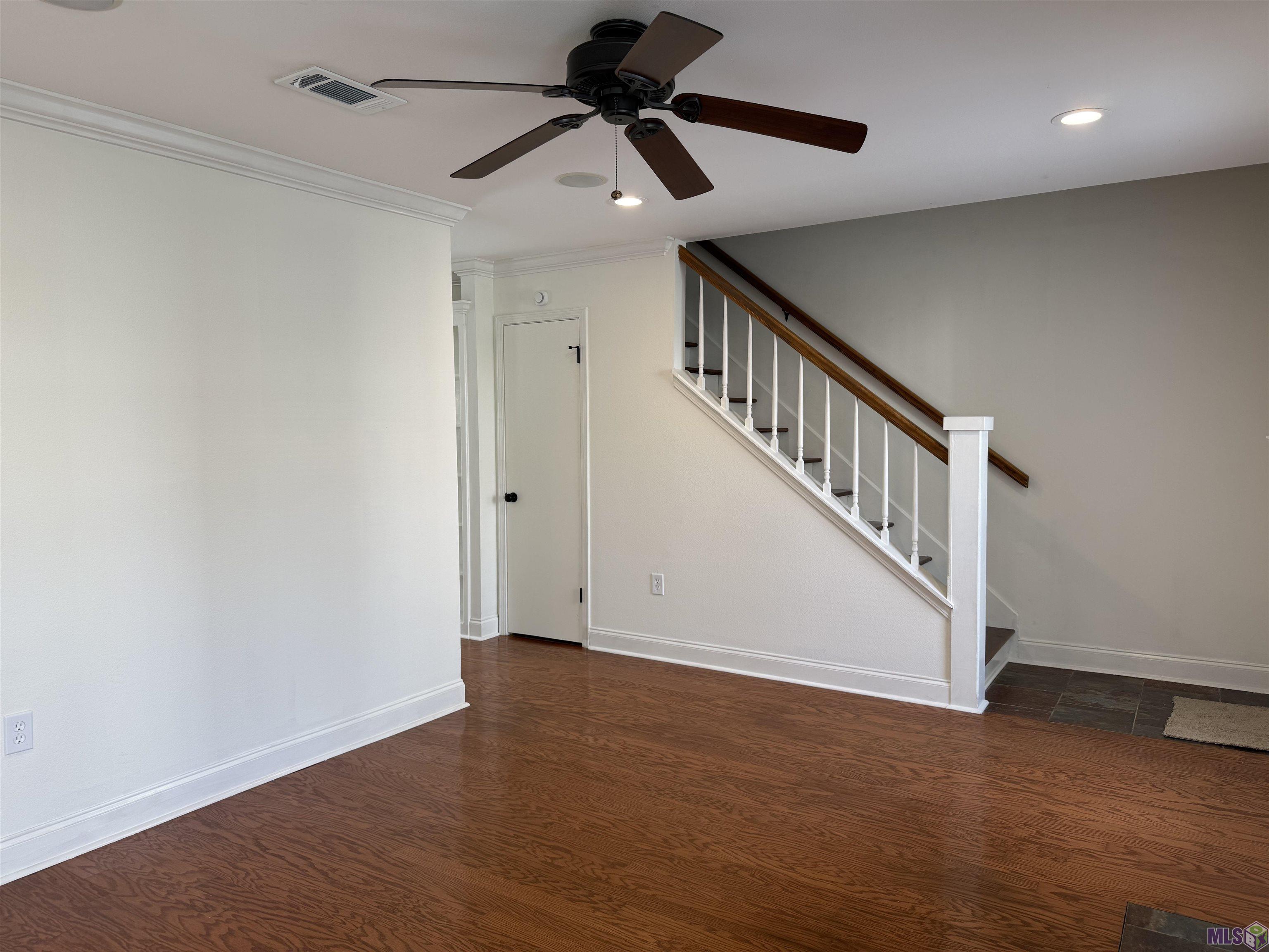 9843 Siegen Lane Baton Rouge, LA 70810 - Photo 2 of 11