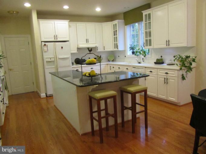 17511 Canby Road Leesburg, VA 20175 - Photo 8 of 30 Kitchen