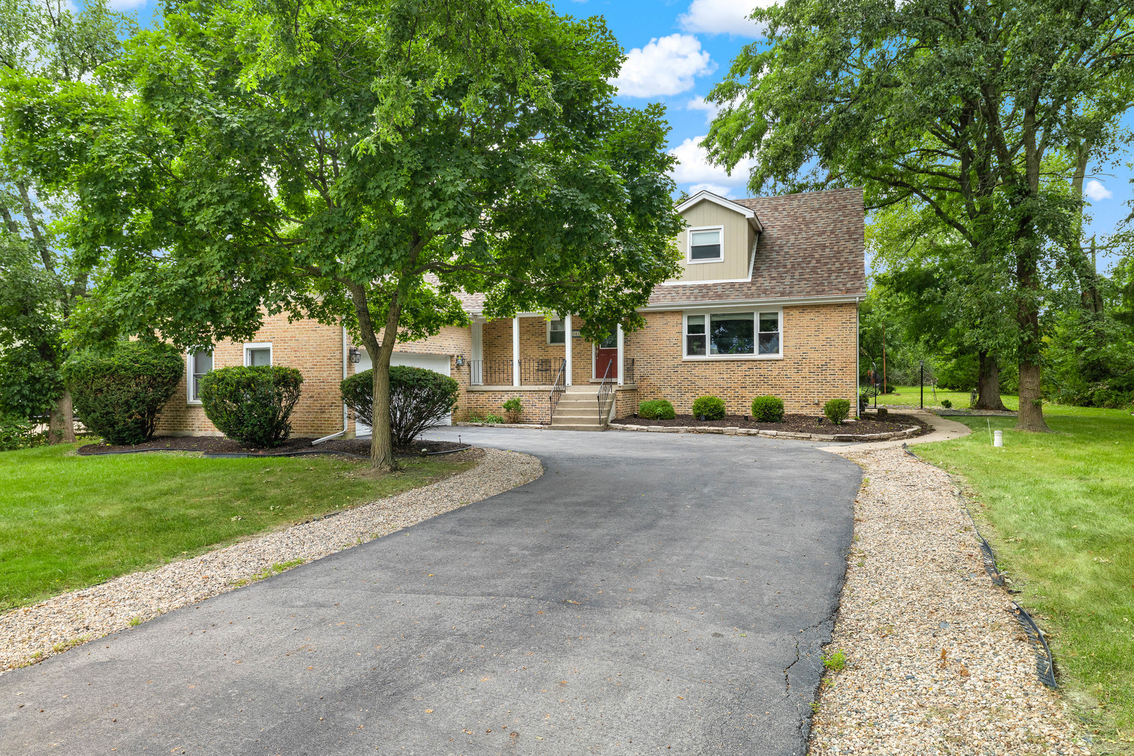 24332 South State Line Road Crete, IL 60417 - Photo 3 of 44 Gallery Image 3