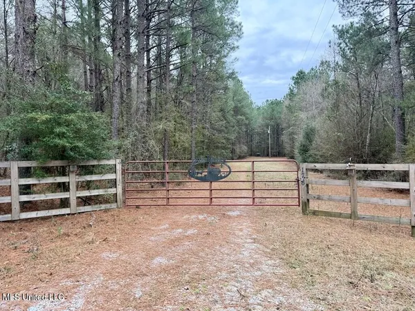$320,000 | 178 Wadsworth Road, Ellisville, MS 39437