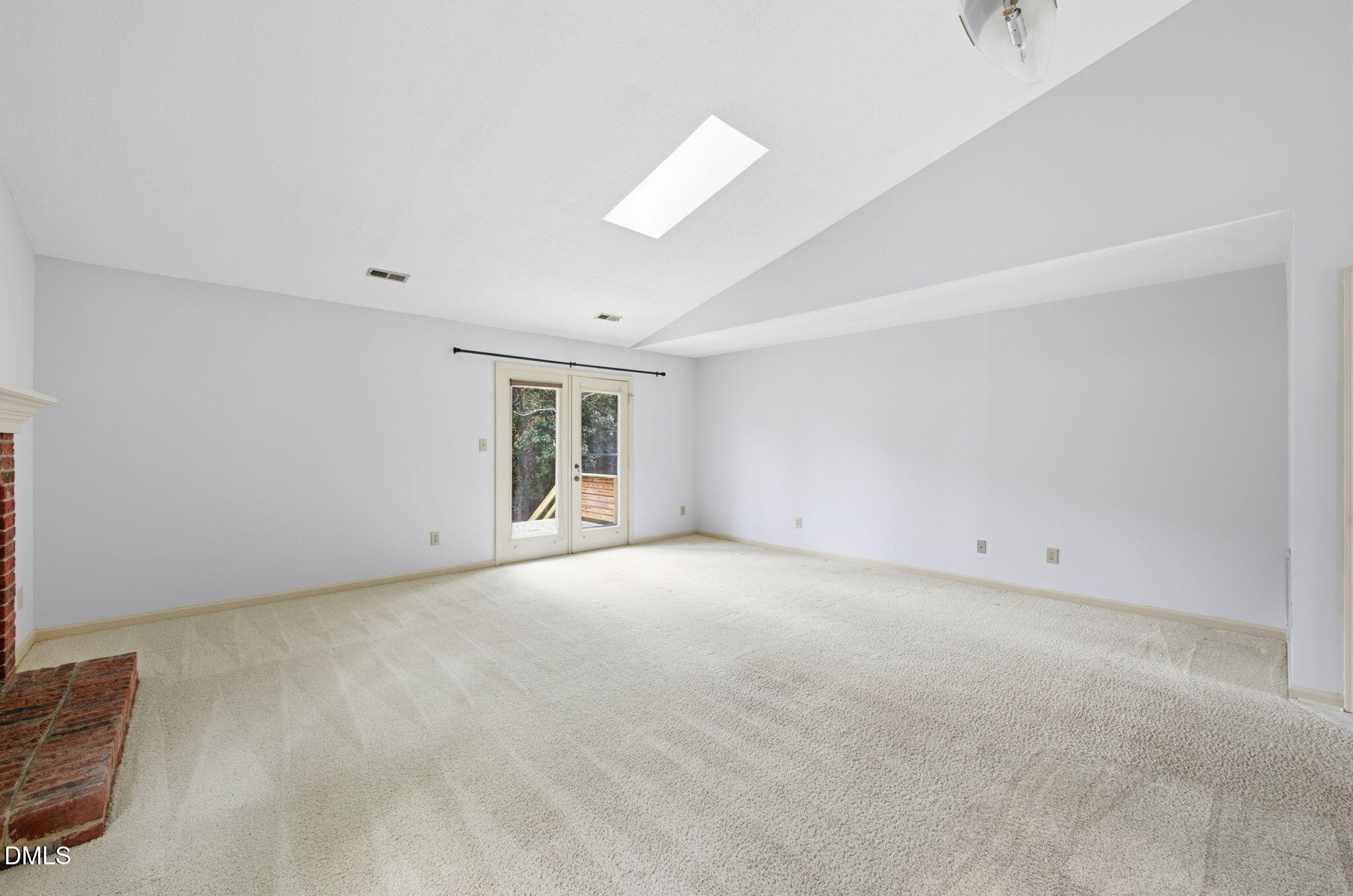 1501 Ferncliff Circle Raleigh, NC 27609 - Photo 12 of 36 12-web-or-mls-1501 Ferncliff Cir-2611