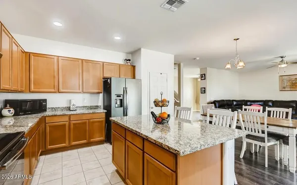 $560,000 | 6144 West Freeway Lane, Glendale, AZ 85302