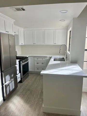 $4,300 | 1260 Franciscan Court, Unit 2, Carpinteria, CA 93013