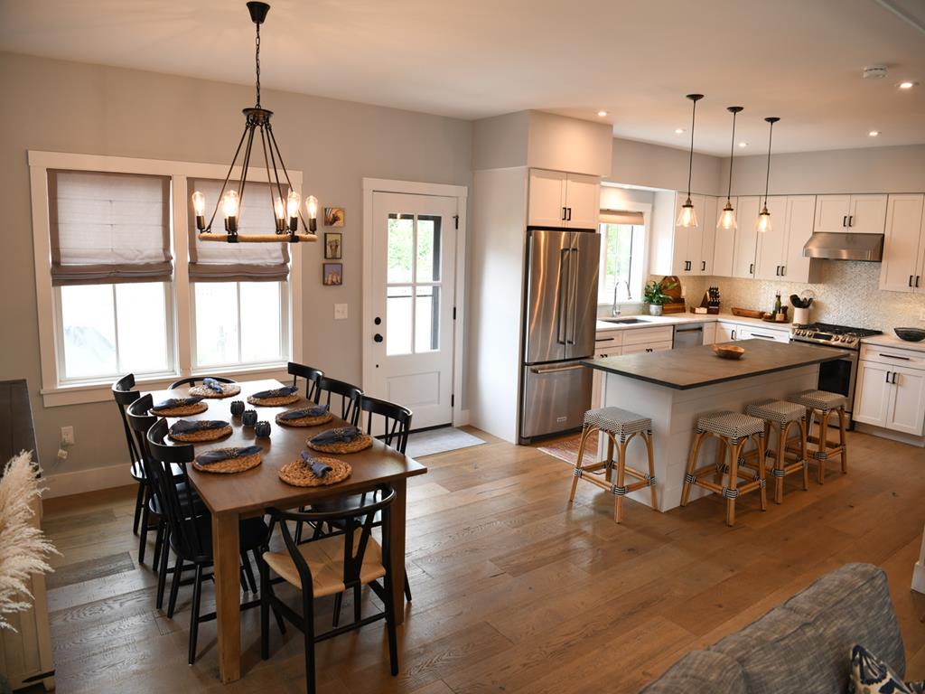 2 Nautilus Lane Nantucket, MA 02554 - Photo 3 of 37