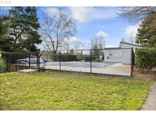 $237,500 | 159 Southwest Florence Avenue, Unit L64, Gresham, OR 97080