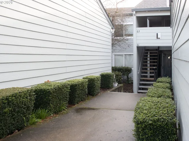 $237,500 | 159 Southwest Florence Avenue, Unit L64, Gresham, OR 97080
