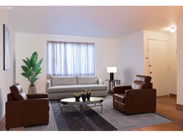 159 Southwest Florence Avenue, Unit L64 Gresham, OR 97080 - Photo 4 of 20