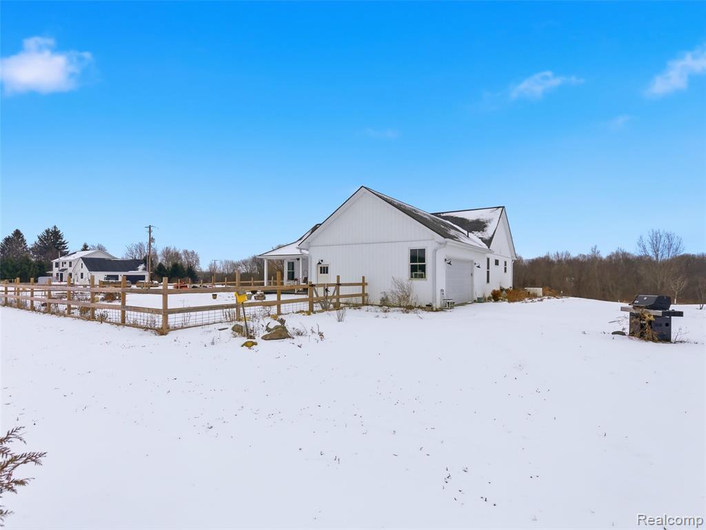 7197 Lyons Road Imlay City, MI 48444 - Photo 41 of 48 Gallery Image 41