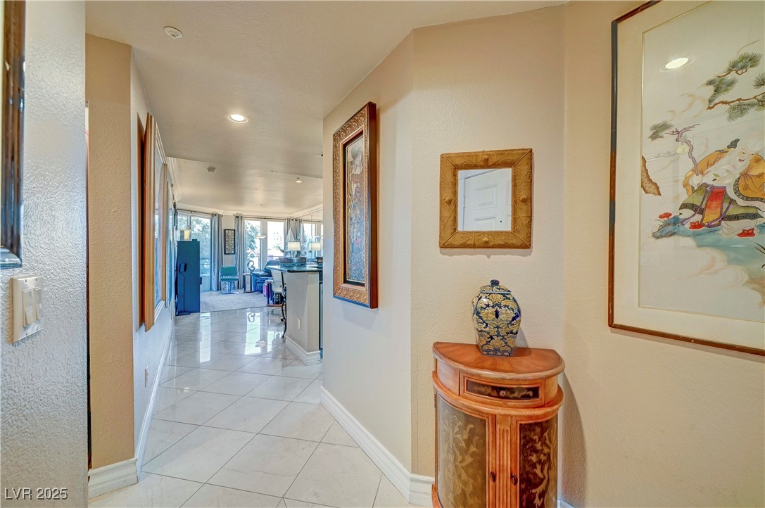 210 East Flamingo Road, Unit 326 Las Vegas, NV 89169 - Photo 8 of 74 Gallery Image 8