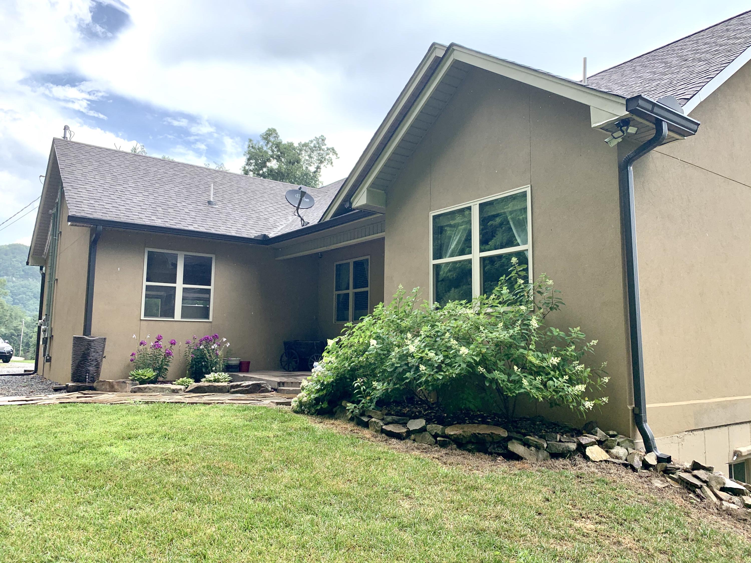 559 Savage Point Road Dunlap, TN 37327 - Photo 1 of 80 8748519F-1BEC-4F56-9970-FFA40268A97F
