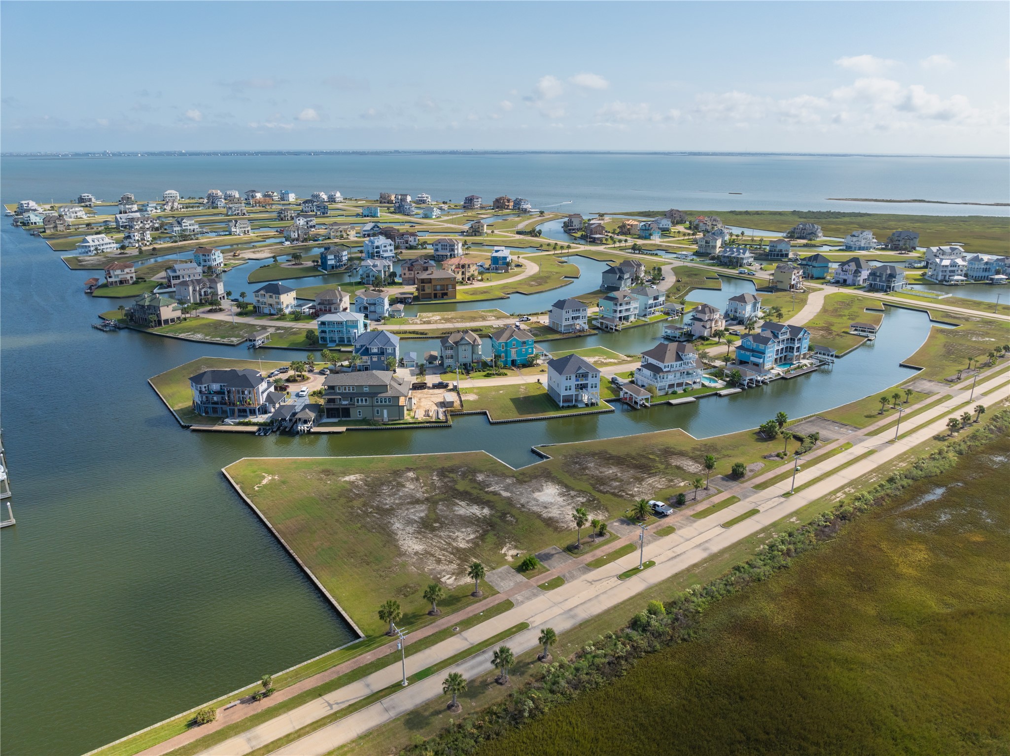 45 Shell Key Hitchcock, TX 77563 - Photo 21 of 41 a view of a city