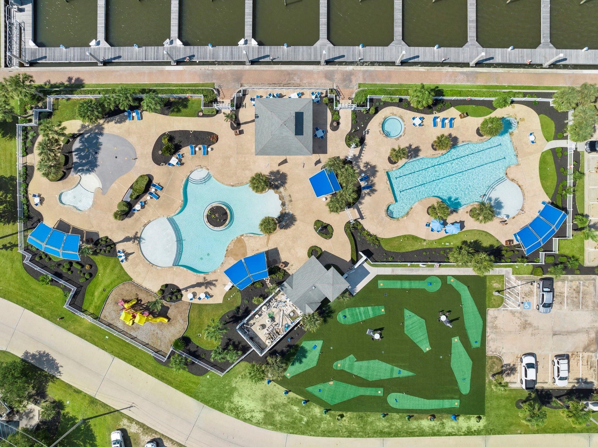 45 Shell Key Hitchcock, TX 77563 - Photo 29 of 41 an aerial view of a fireplace and a lot of stuff