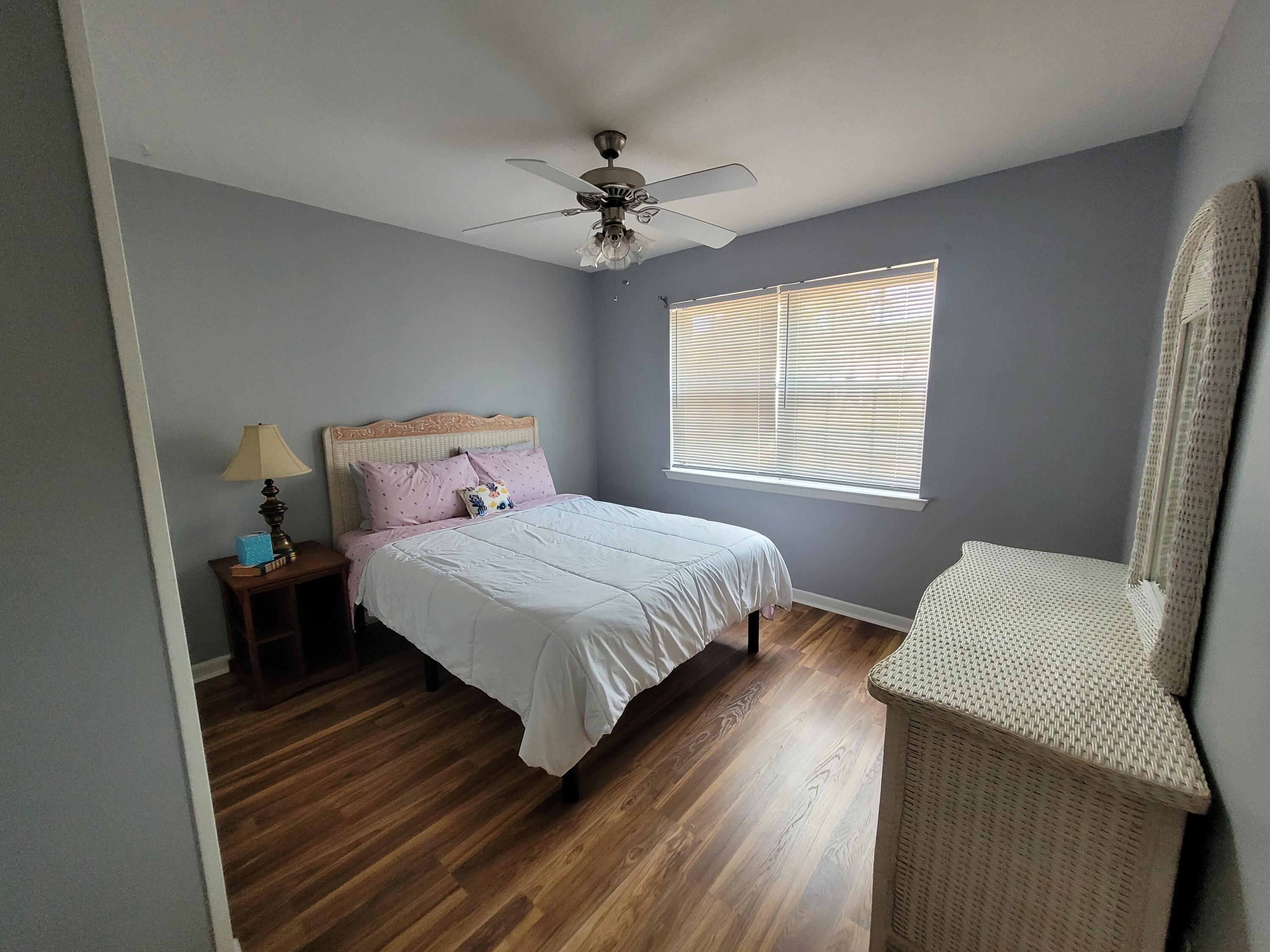 98 Country Club Road Shalimar, FL 32579 - Photo 11 of 17 20241023_133624