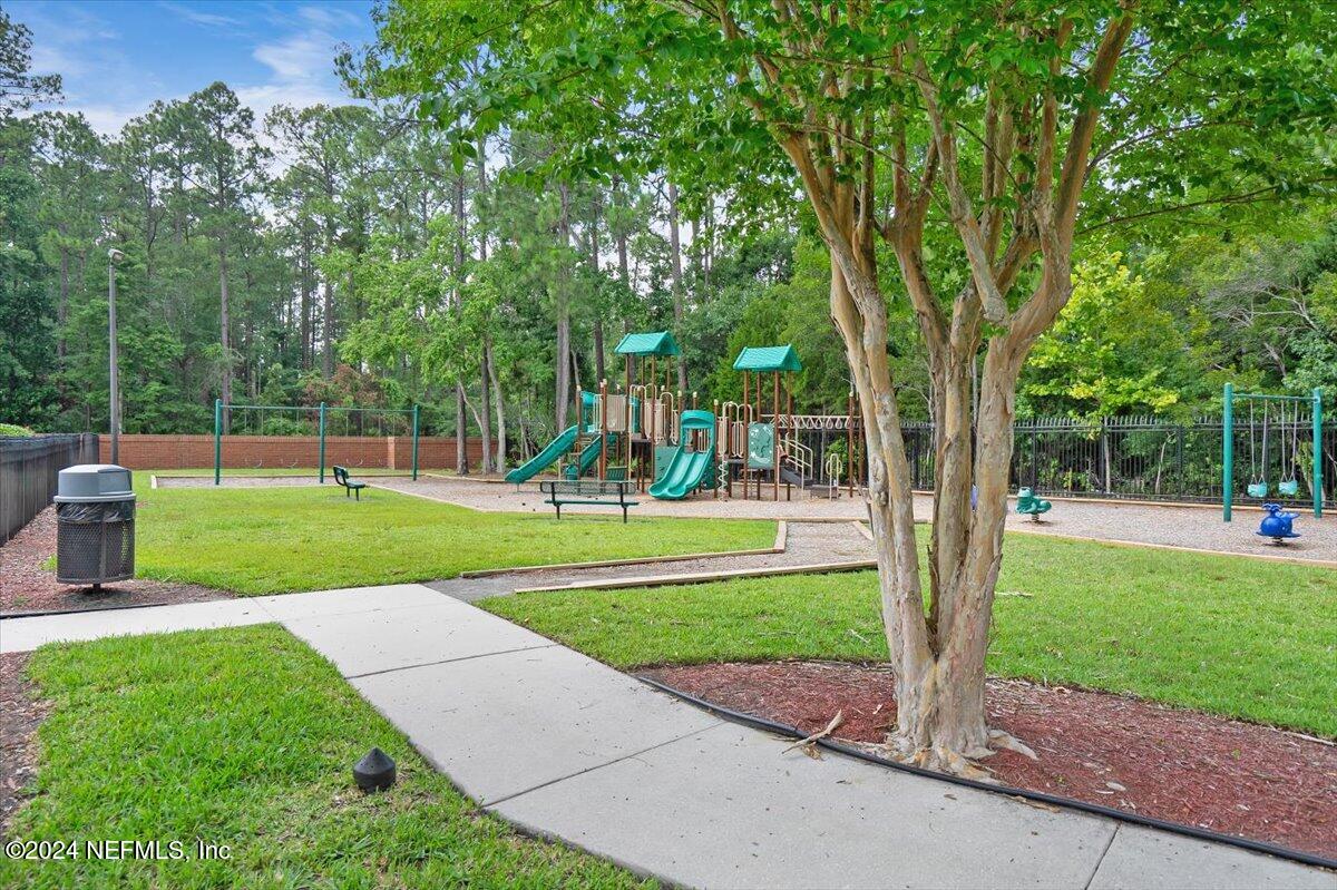 601 Lady Lake Road West Jacksonville, FL 32218 - Photo 33 of 38 37-North Creek Amenity