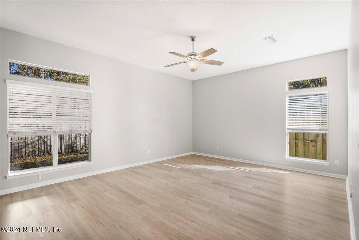 601 Lady Lake Road West Jacksonville, FL 32218 - Photo 10 of 38 Family Room