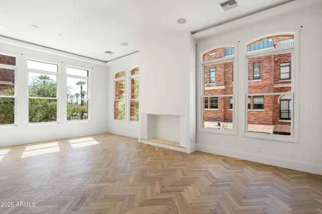 $3,250,000 | 54 West Palm Lane, Unit 54, Phoenix, AZ 85004