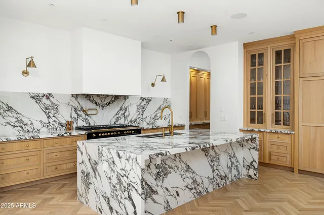 $3,250,000 | 54 West Palm Lane, Unit 54, Phoenix, AZ 85004