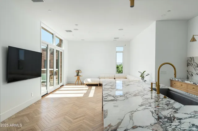 $3,250,000 | 54 West Palm Lane, Unit 54, Phoenix, AZ 85004