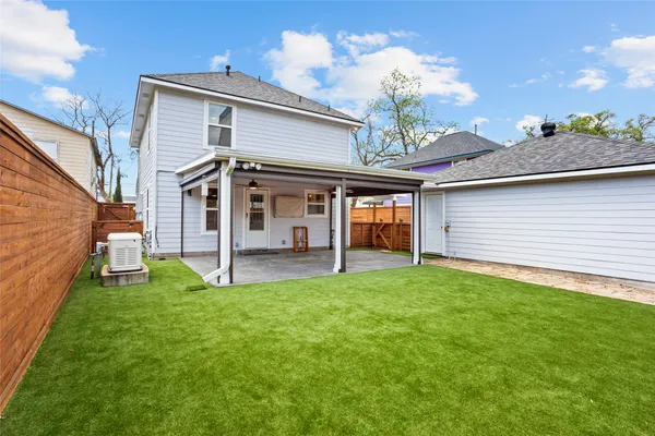 $549,000 | 3105 Garrow Street, Houston, TX 77003