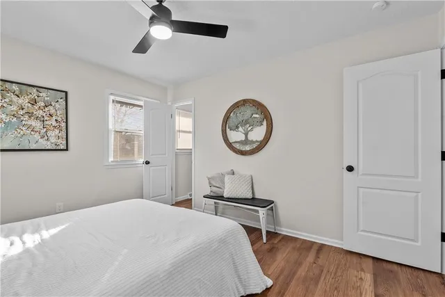 $299,900 | 811 Northeast Mulberry Street, Lee's Summit, MO 64086