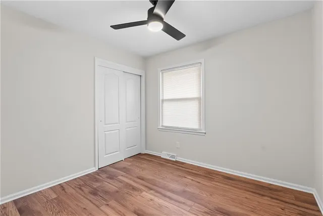 $299,900 | 811 Northeast Mulberry Street, Lee's Summit, MO 64086