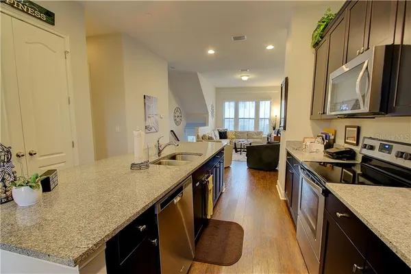 $3,200 | 94 Boardwalk Avenue, Oviedo, FL 32765