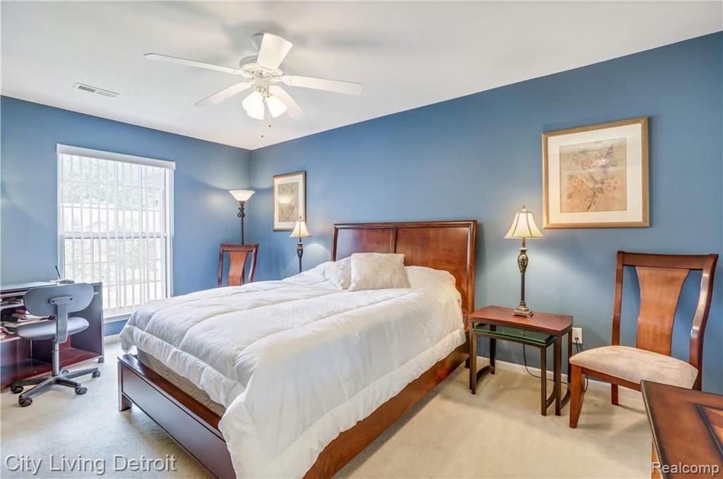 1653 Deepwood Circle Rochester, MI 48307 - Photo 18 of 22