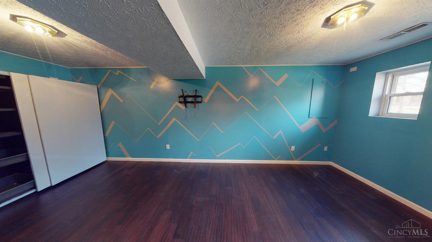 9002 Palomar Road Cincinnati, OH 45251 - Photo 15 of 18 Gallery Image 15
