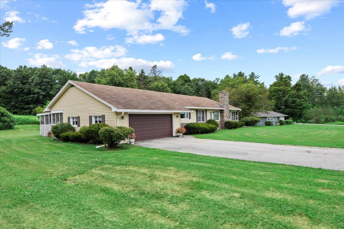 1065 Burgess Road Bennington, VT 05201 - Photo 2 of 37