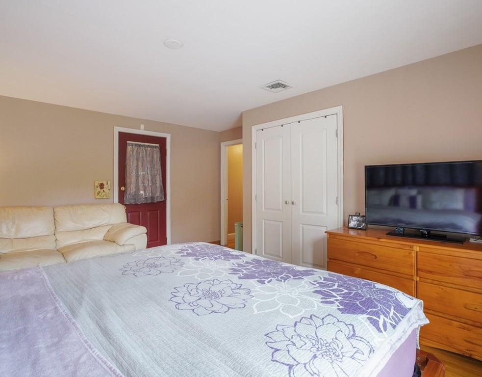 1 Autumn Circle Canton, MA 02021 - Photo 17 of 39 Gallery Image 17
