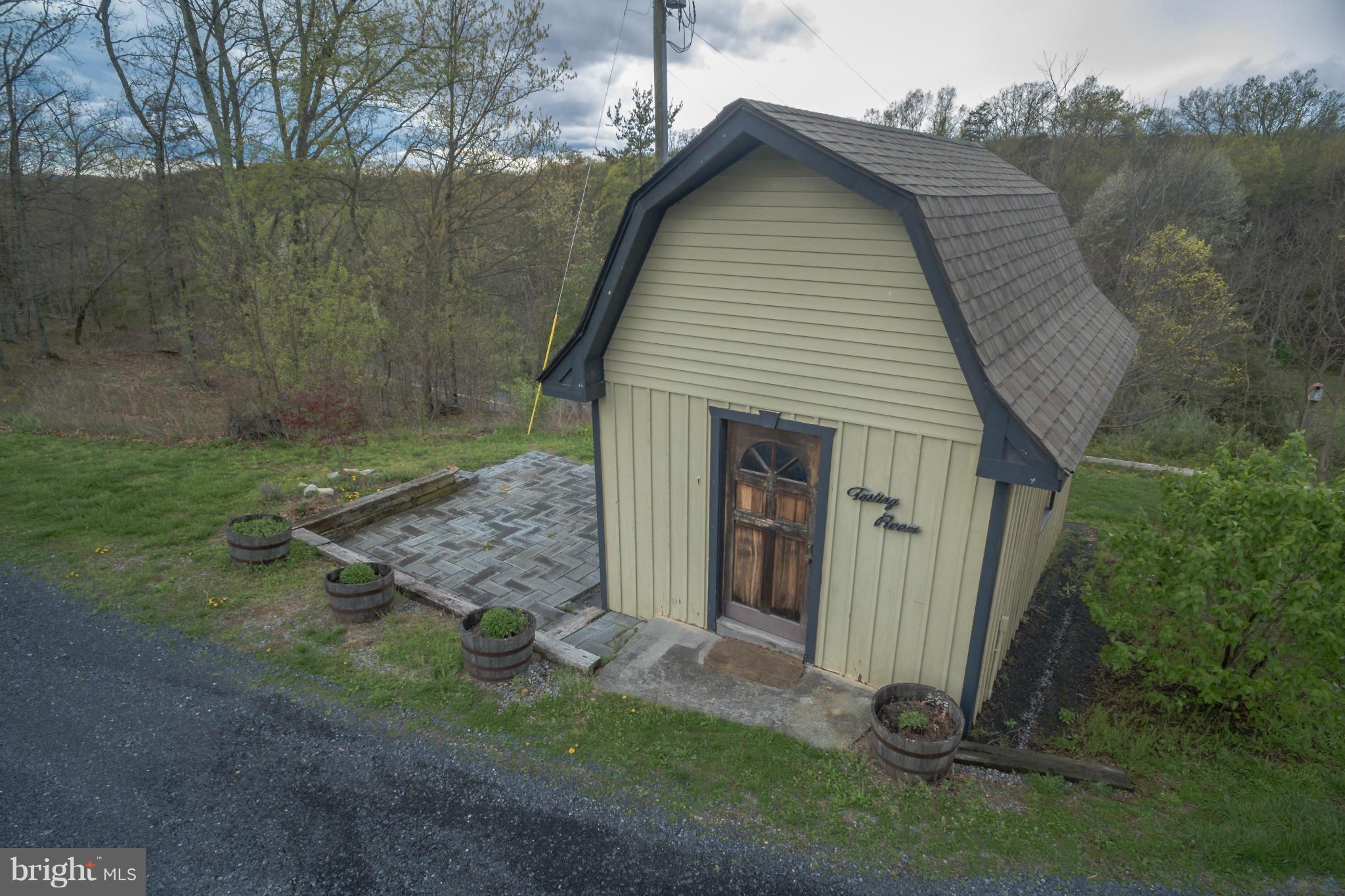 1334 Perry Road Winchester, VA 22602 - Photo 9 of 30 Exterior (General)