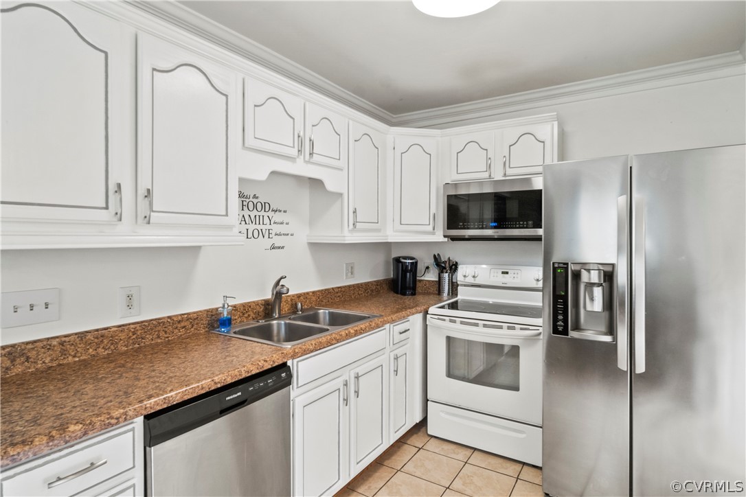 3917 Lakeview Road Colonial Heights, VA 23834 - Photo 15 of 43 Gallery Image 15