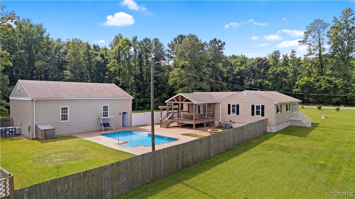3917 Lakeview Road Colonial Heights, VA 23834 - Photo 2 of 43 Gallery Image 2