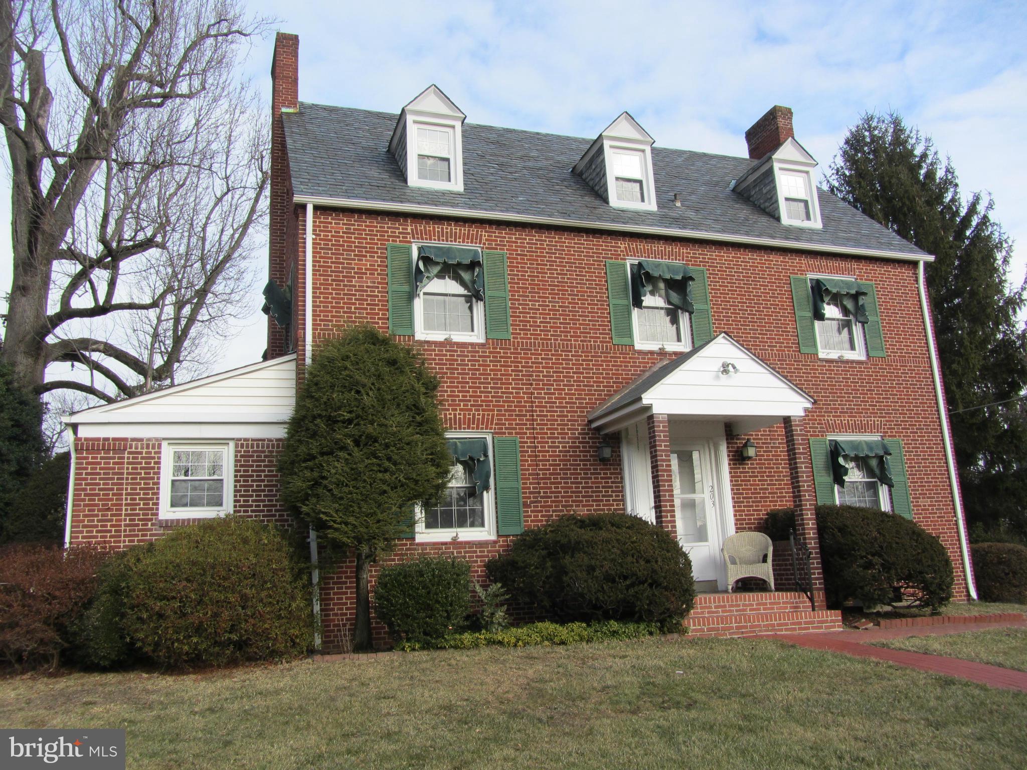 Exterior (Front)