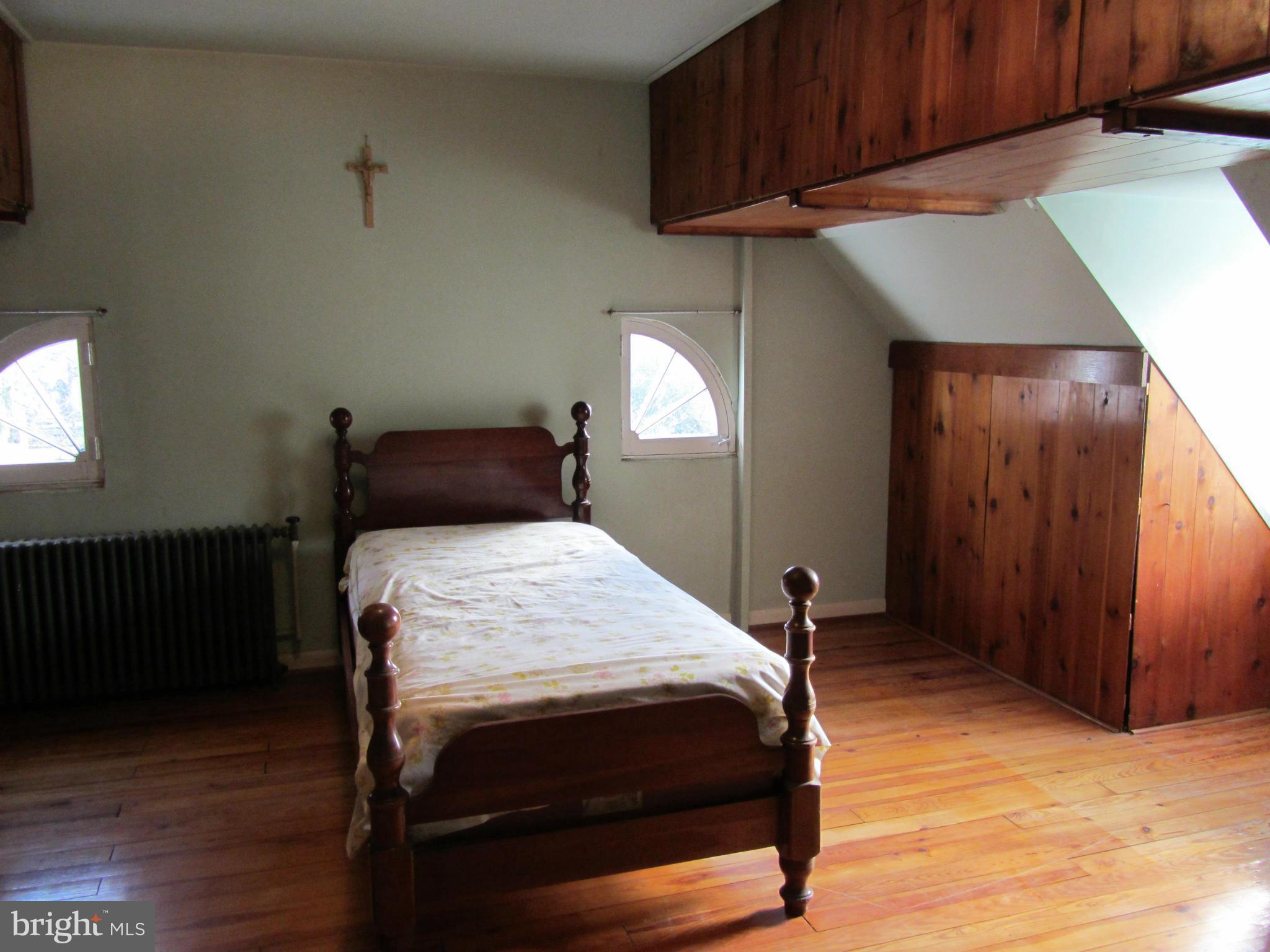 203 Aigburth Road Baltimore, MD 21286 - Photo 14 of 21 4th Bedroom with Hardwood Flooring
