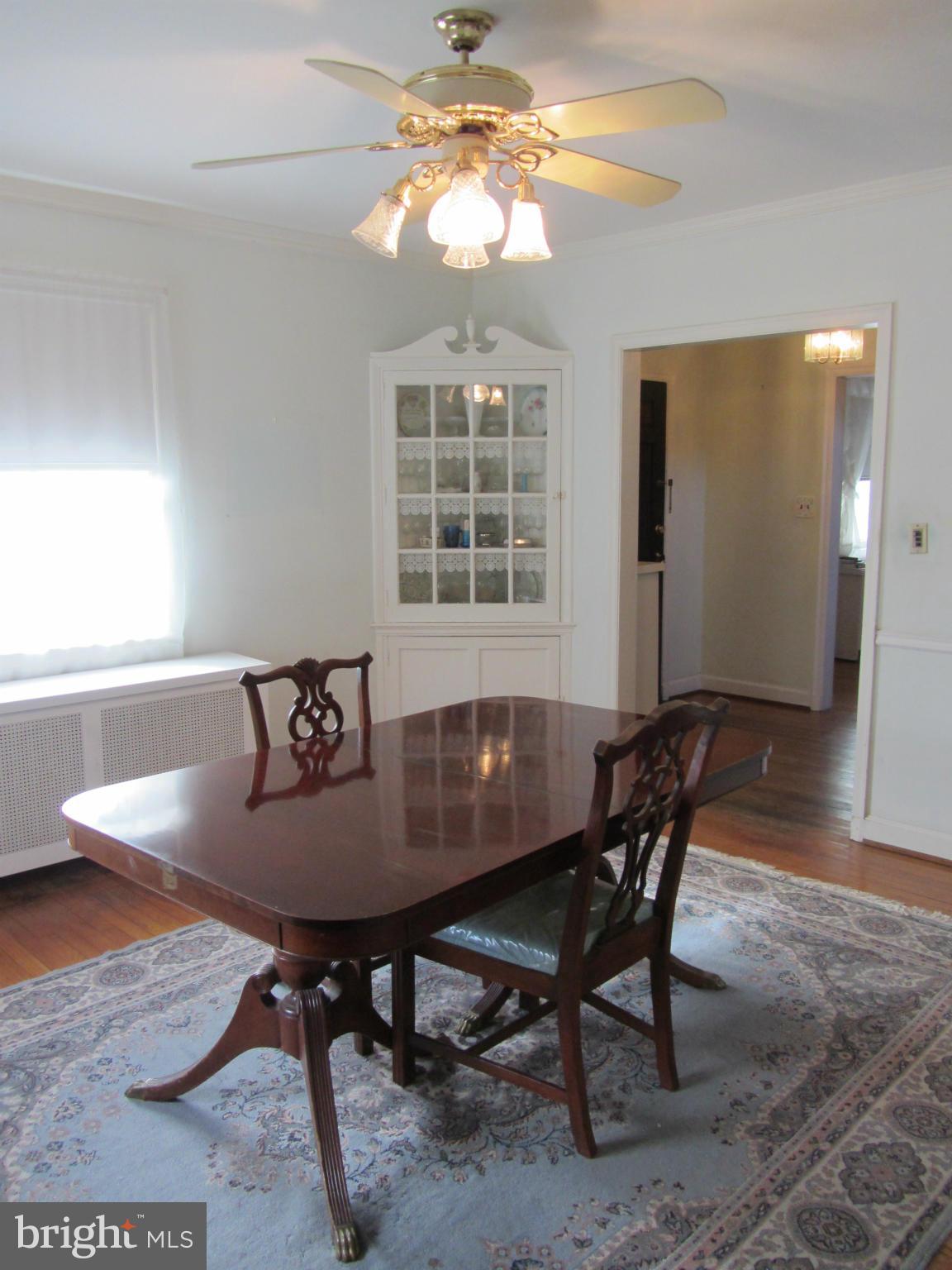 203 Aigburth Road Baltimore, MD 21286 - Photo 4 of 21 Dining Room with Hardwood Flooring