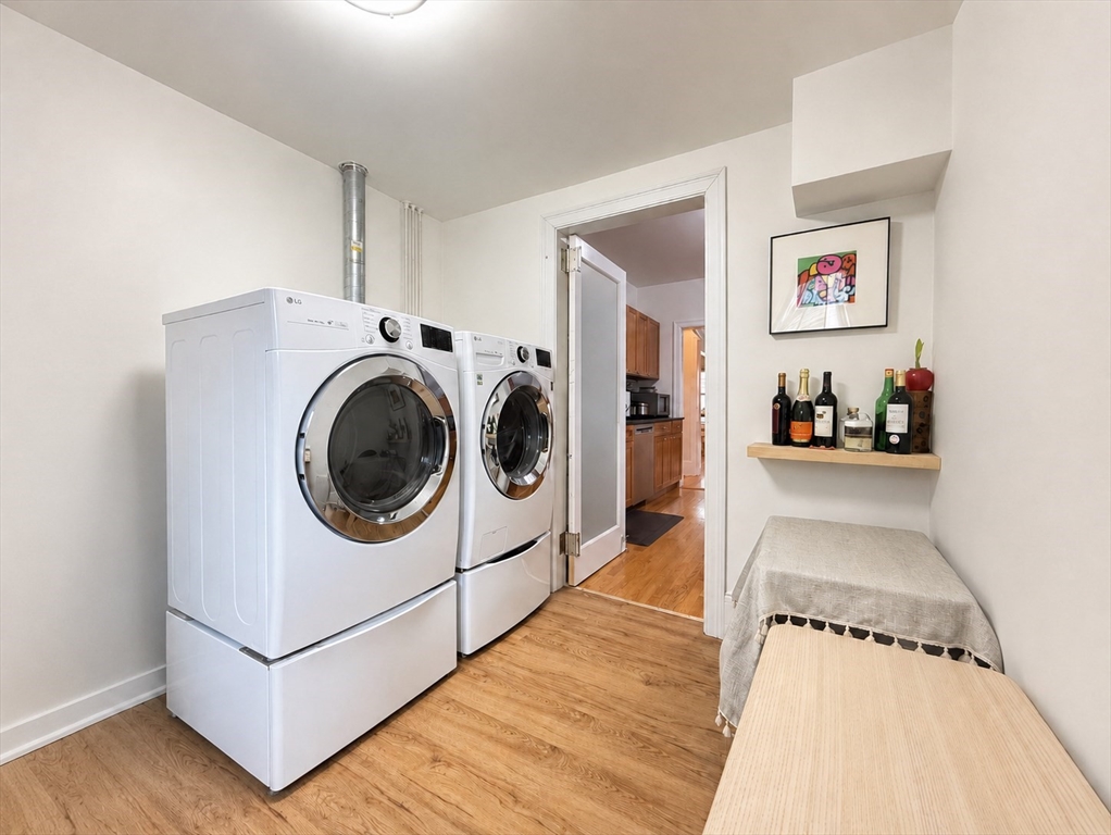 132 Middlesex Road, Unit 1 Chestnut Hill, MA 02467 - Photo 9 of 11