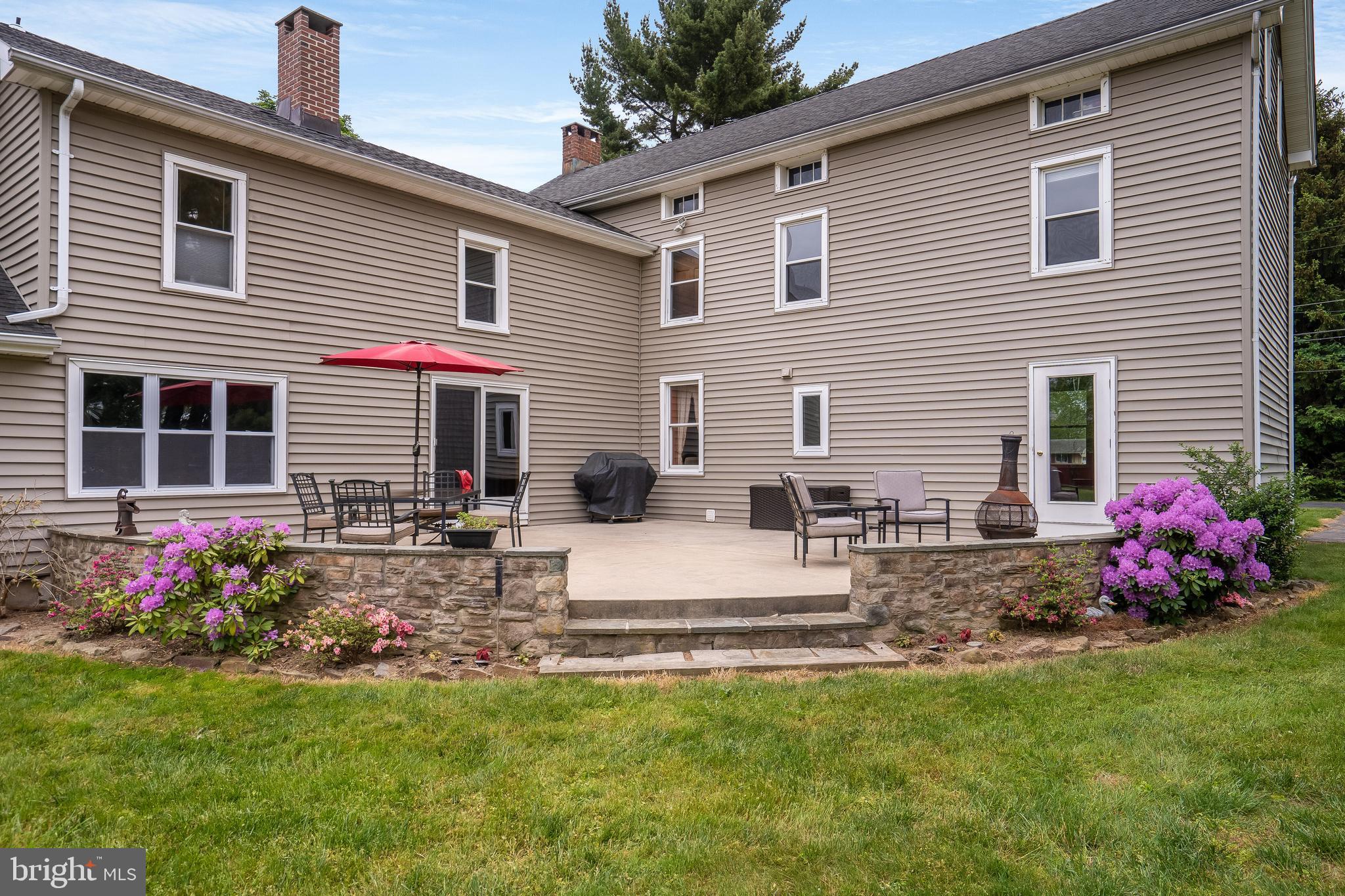 159 Oak Summit Road Frenchtown, NJ 08825 - Photo 4 of 106