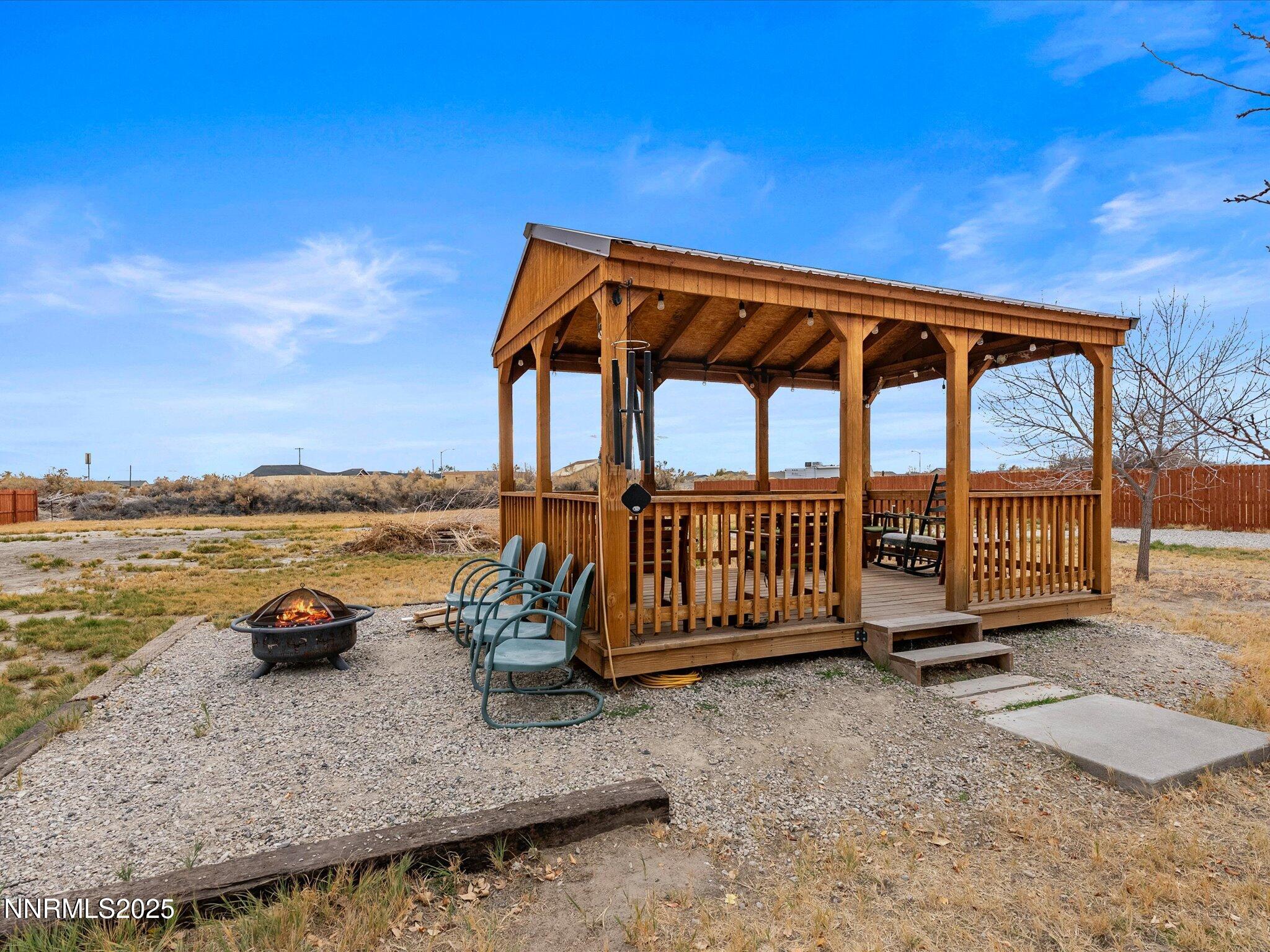 215 Hunter Park Way Fallon, NV 89406 - Photo 38 of 57 a view of a ocean with a ocean view
