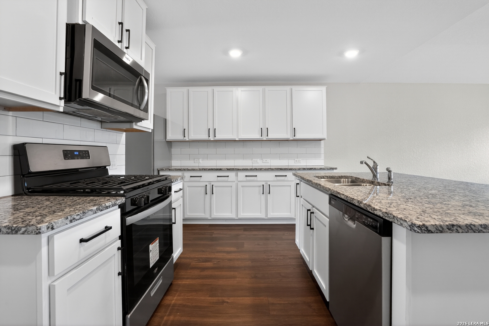 611 Overlook Ridge Cibolo, TX 78108 - Photo 15 of 25