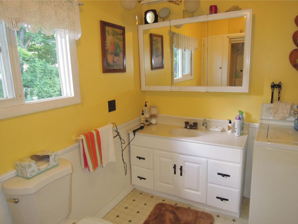 297 Chesterfield Road Hinsdale, NH 03451 - Photo 20 of 36 Gallery Image 20