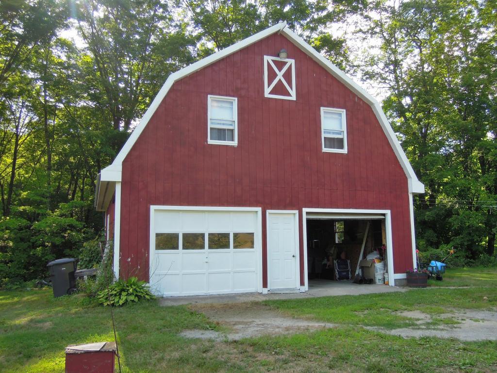 297 Chesterfield Road Hinsdale, NH 03451 - Photo 23 of 36 Gallery Image 23