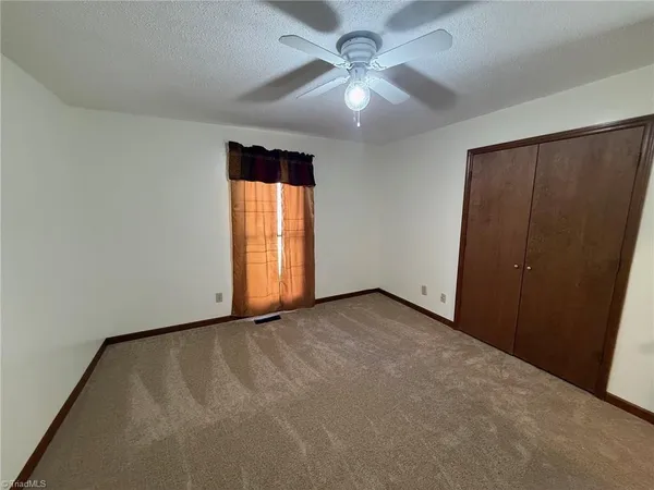$1,995 | 4908 Robert Andrew Road, Greensboro, NC 27406