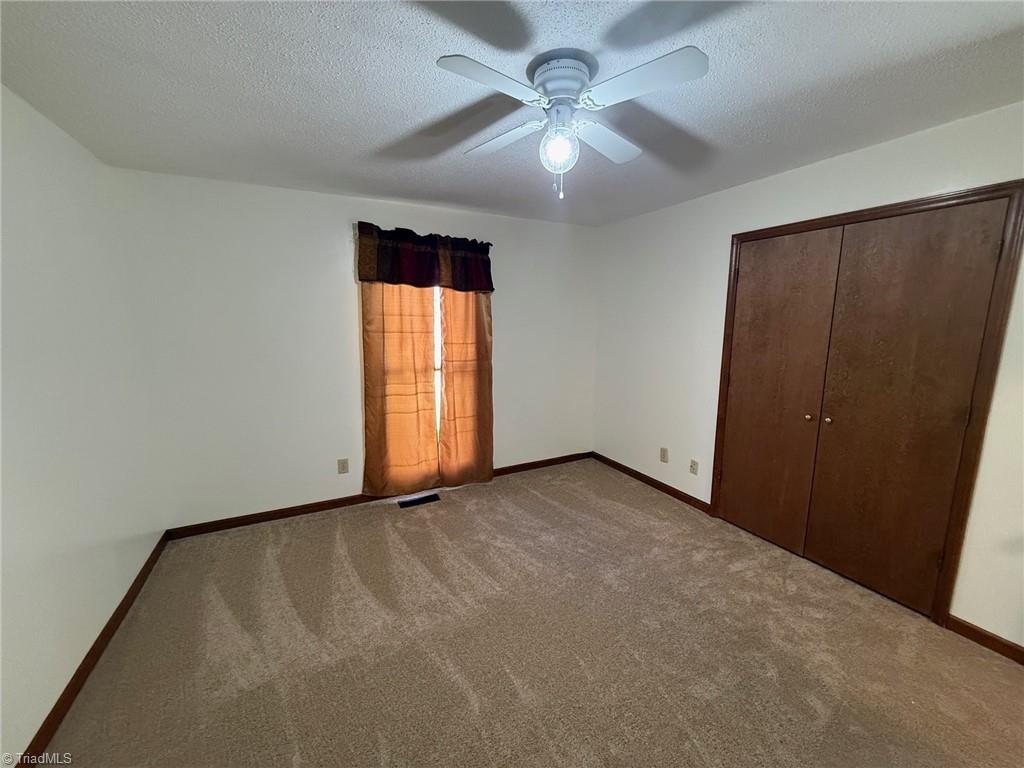 4908 Robert Andrew Road Greensboro, NC 27406 - Photo 10 of 23