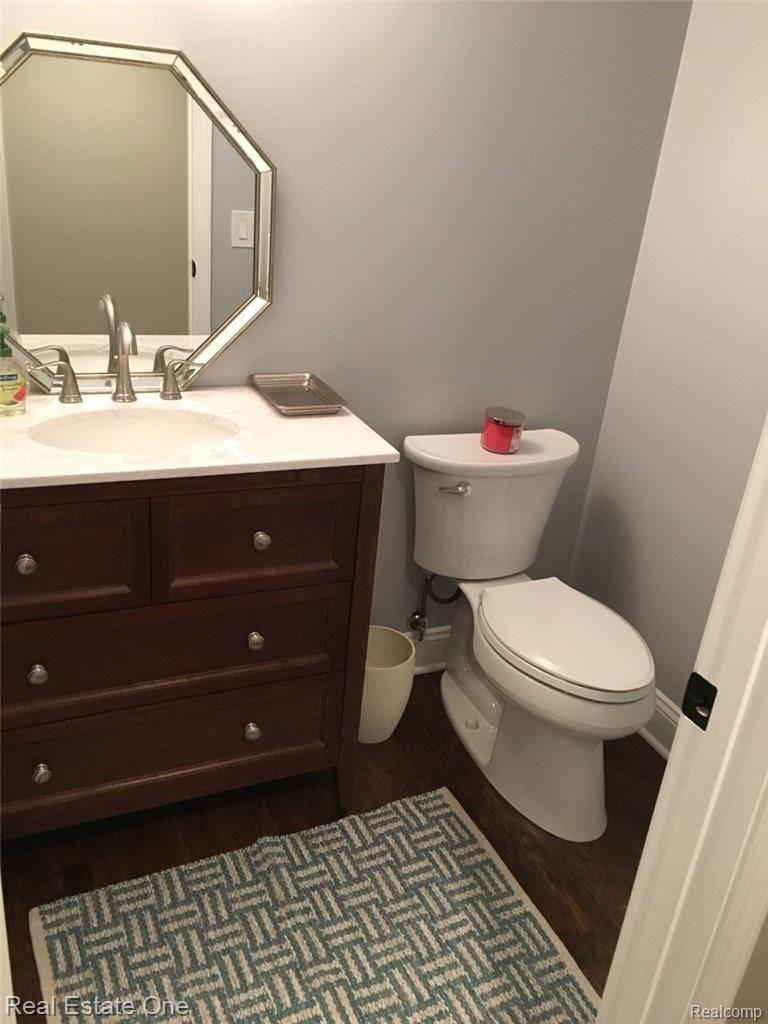1836 Jason Circle Rochester, MI 48306 - Photo 17 of 45 Lower level powder room.