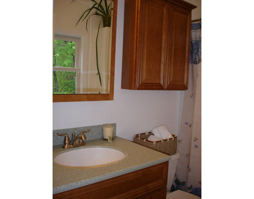 85 Ellsworth Road Peabody, MA 01960 - Photo 10 of 12 Gallery Image 10