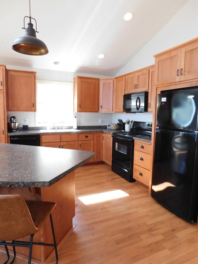 158 Clar Lin Road Algoma, WI 54201 - Photo 11 of 59