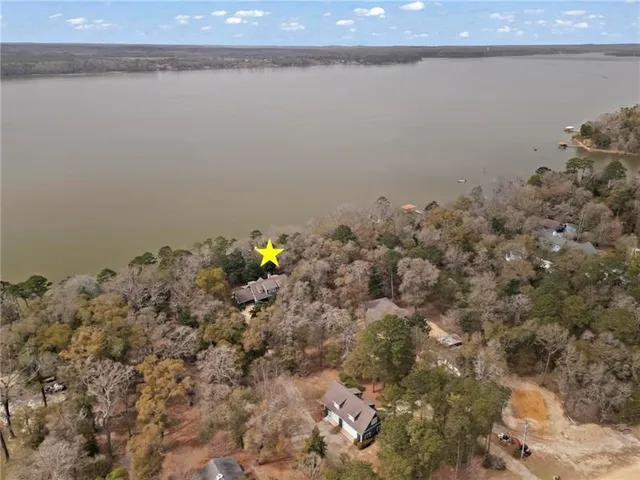 a view of a lake with houses