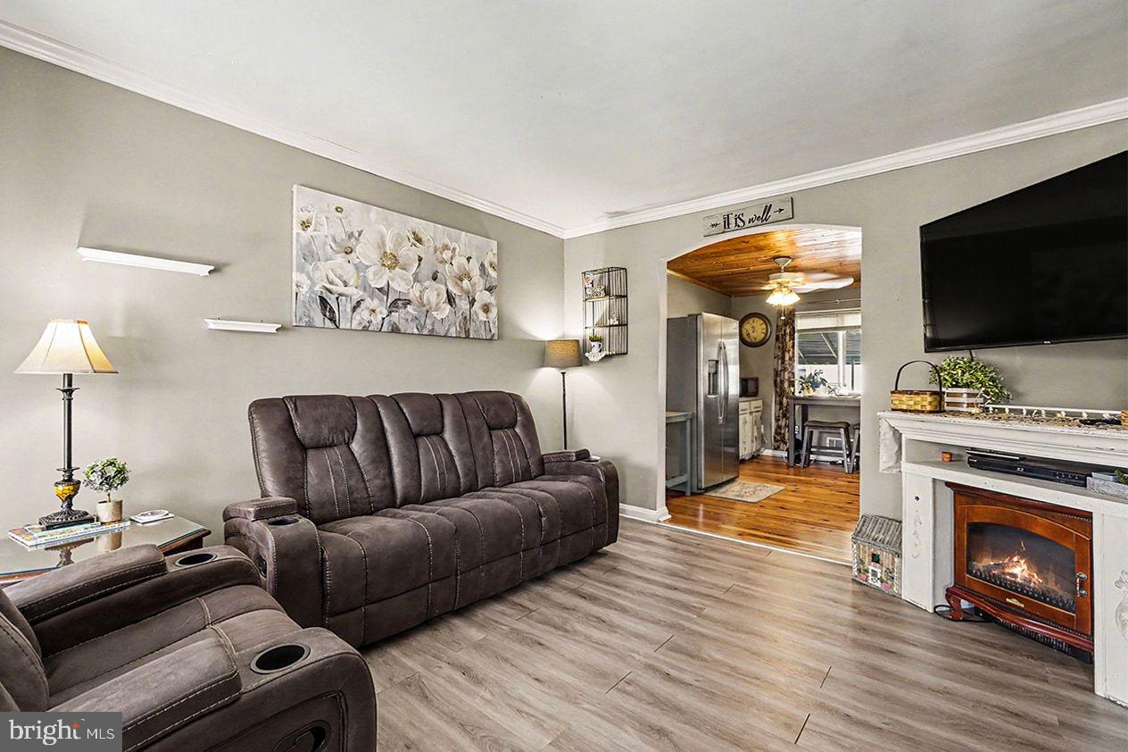 7864 Charlesmont Road Baltimore, MD 21222 - Photo 2 of 25